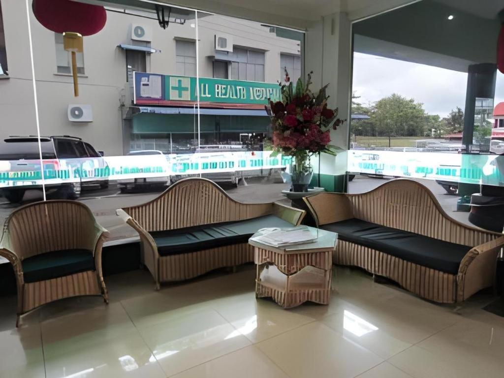 Hotel Hung Hung Kuching Dış mekan fotoğraf