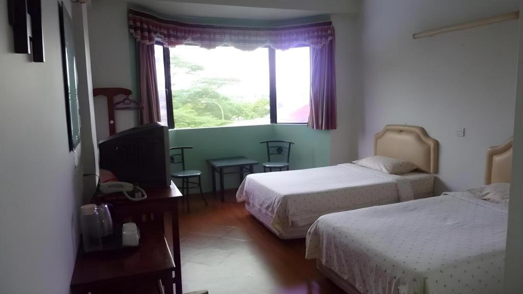 Hotel Hung Hung Kuching Dış mekan fotoğraf
